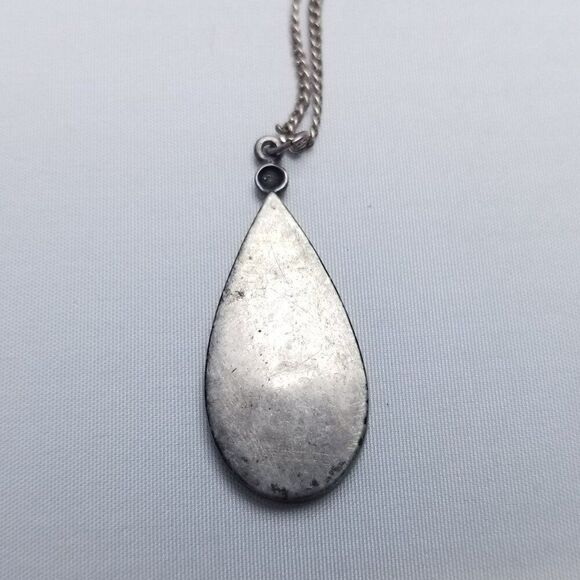 Vintage Blue Inlaid Stone Drop Shape Pendant, Silver Tone Setting and Chain - Picture 4 of 7